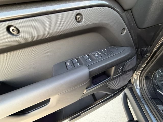 Certified Used 2025 Gray Land Rover OCTA image 11