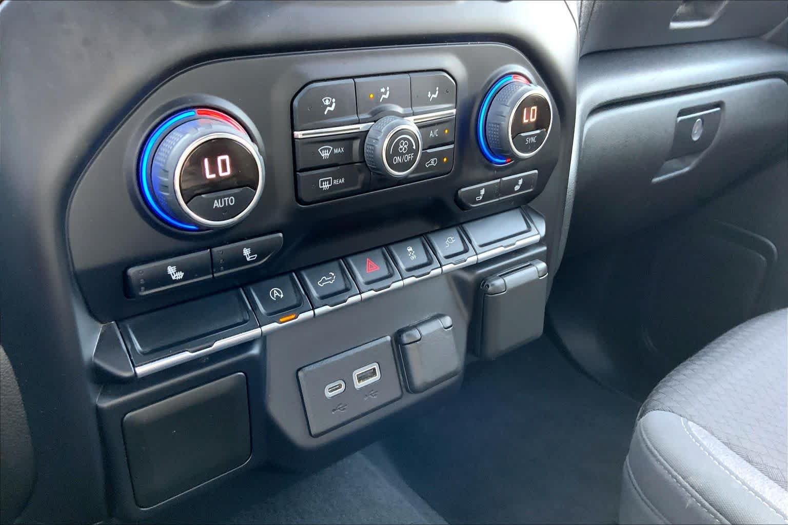2021 Chevrolet Silverado 1500 LT - Photo 34
