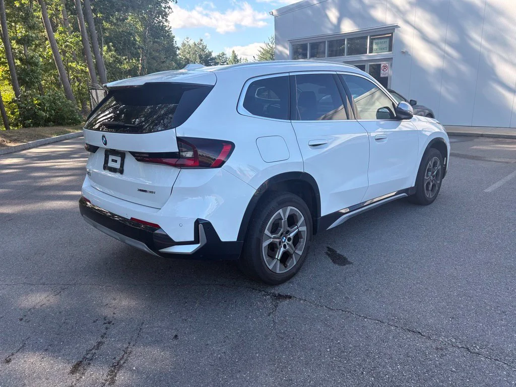 Certified Used 2023 White BMW xDrive28i image 3