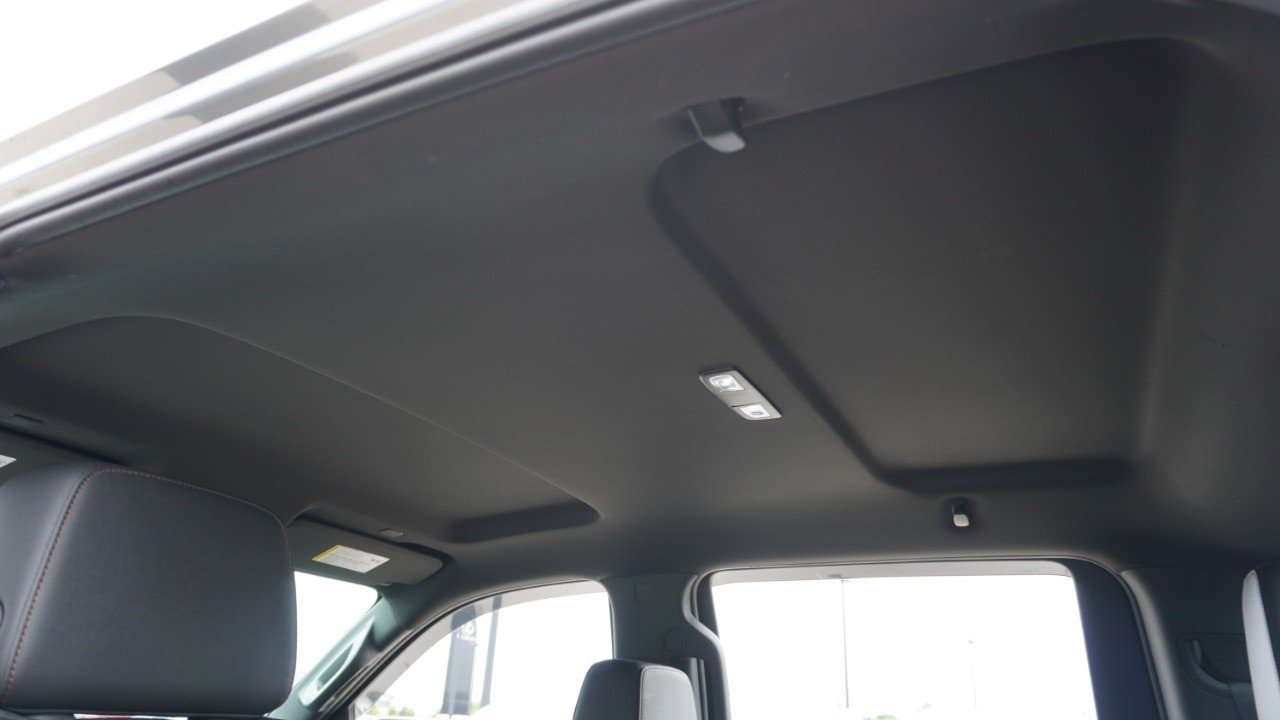 Used 2020 Gray GMC AT4 image 37