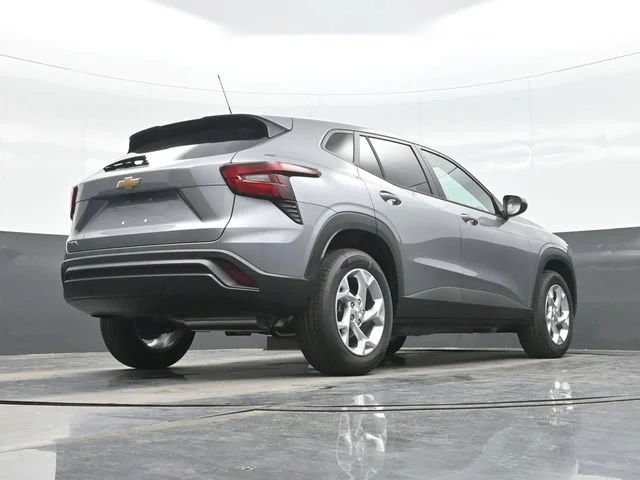 2026 Chevrolet Trax LS - Photo 26