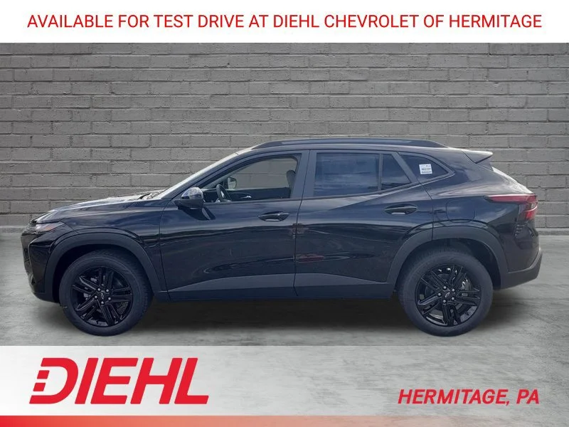 New 2026 Mosaic Black Metallic Chevrolet ACTIV image 3