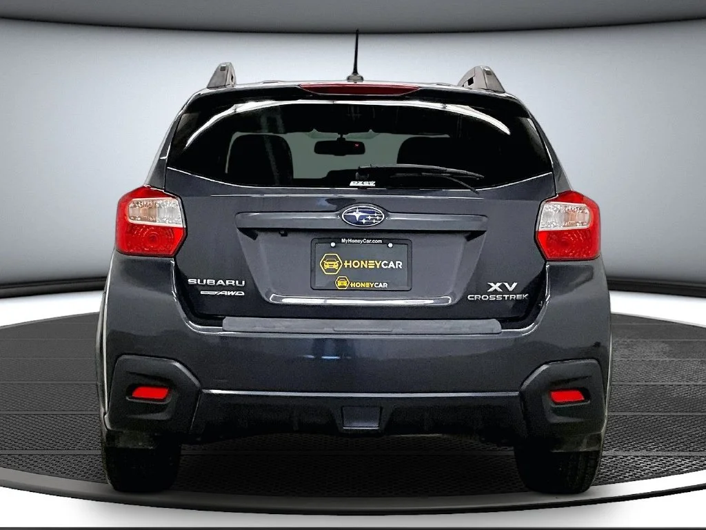 Used 2015 Gray Subaru 2.0i Limited image 5