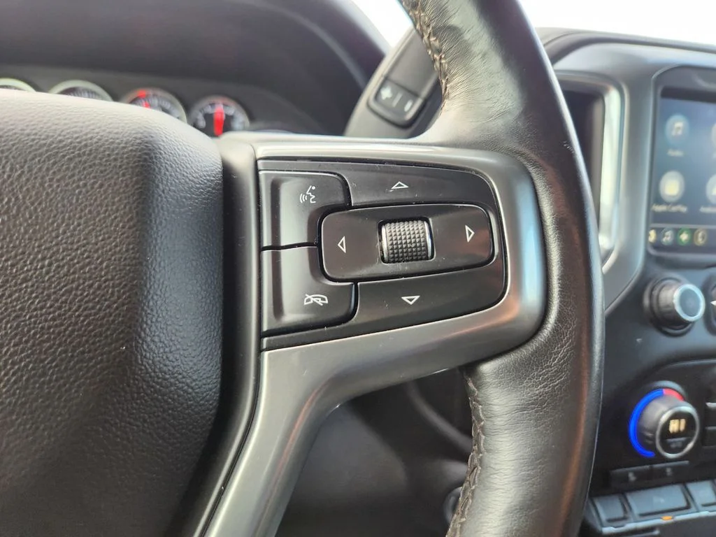 Used 2022 Silver Chevrolet Trail Boss Crew 4X4 image 17