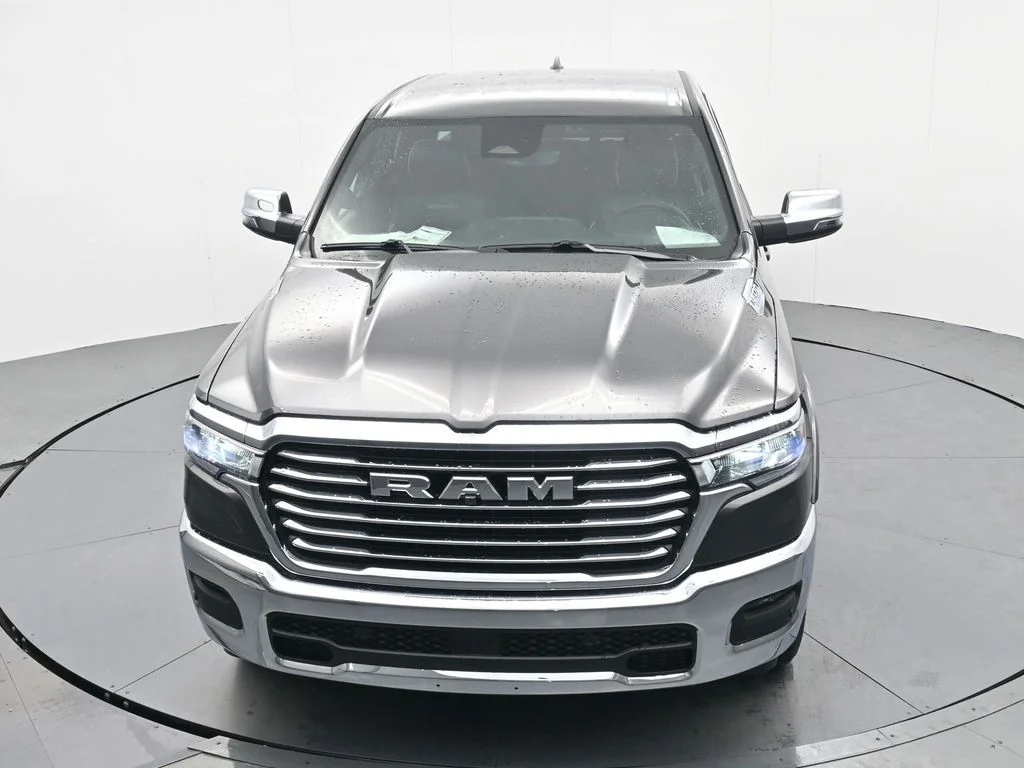 New 2026 Granite Crystal Metallic Clear-Coat Exterior Paint RAM Laramie image 22