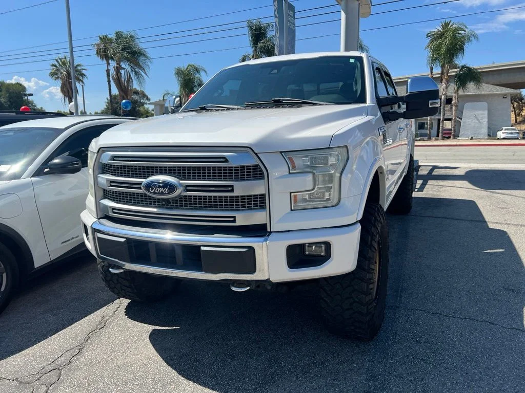 Used 2015 White Ford Platinum image 3
