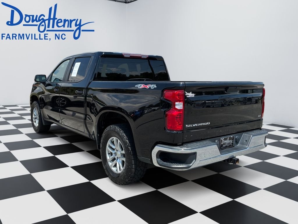 Used 2021 Black Chevrolet LT image 3