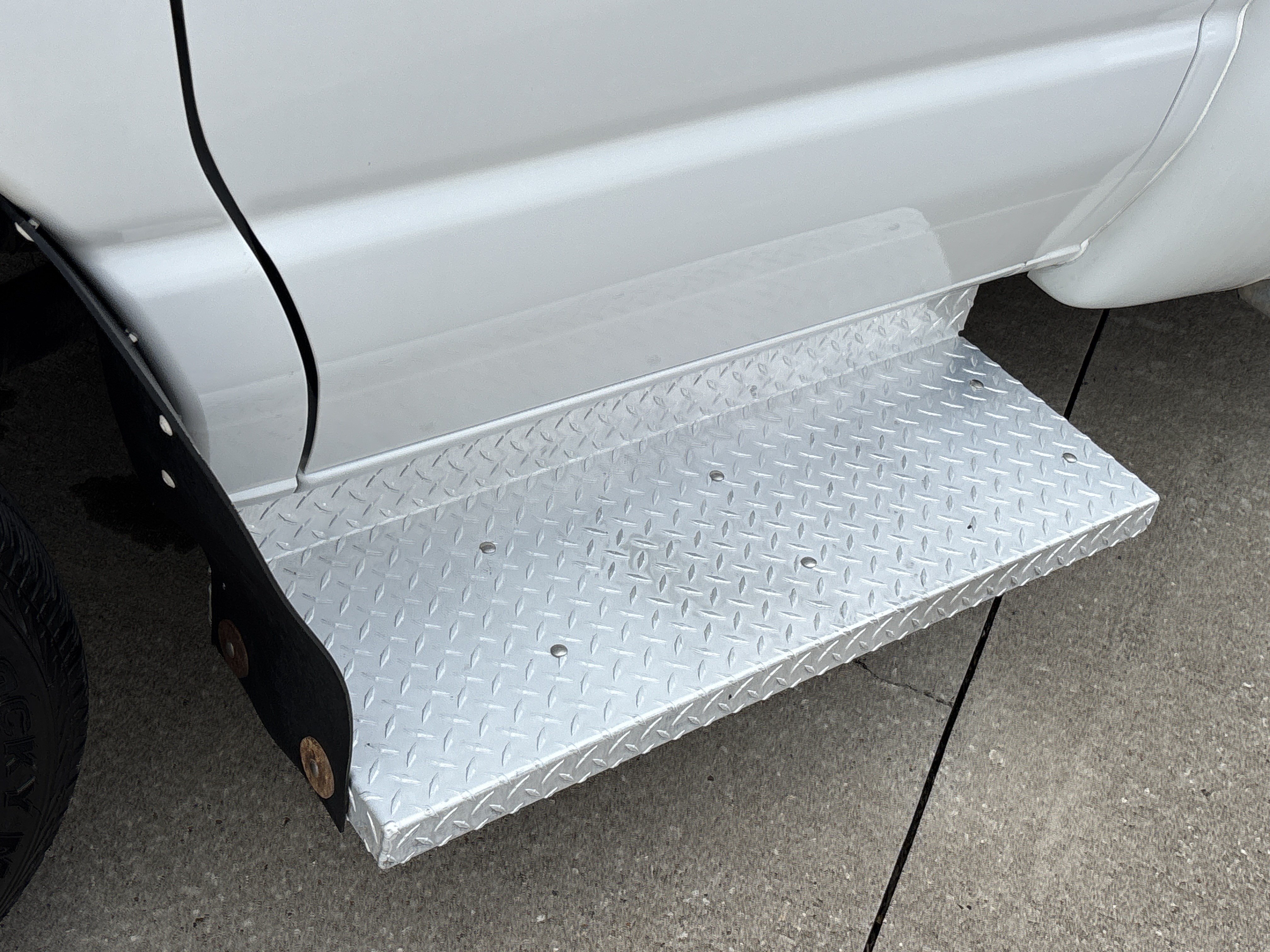 Used 2015 White Ford  image 12