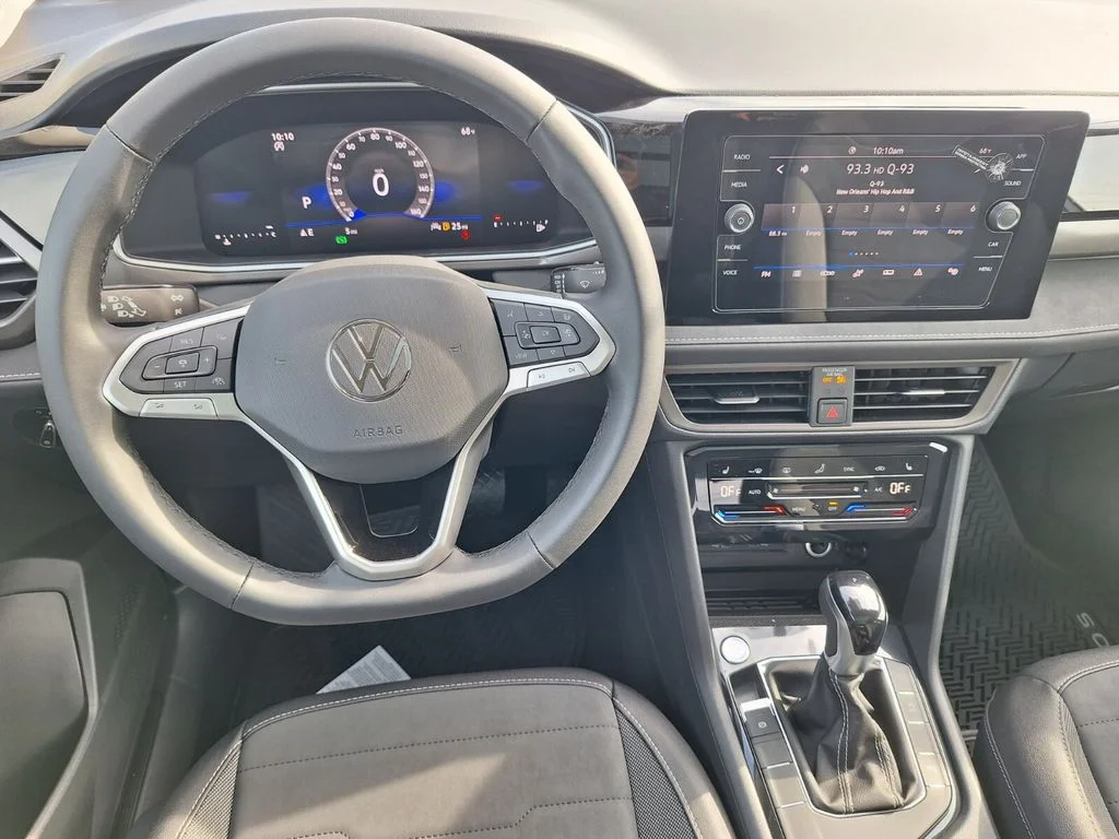 New 2026 White Volkswagen 1.5T SE Black image 20