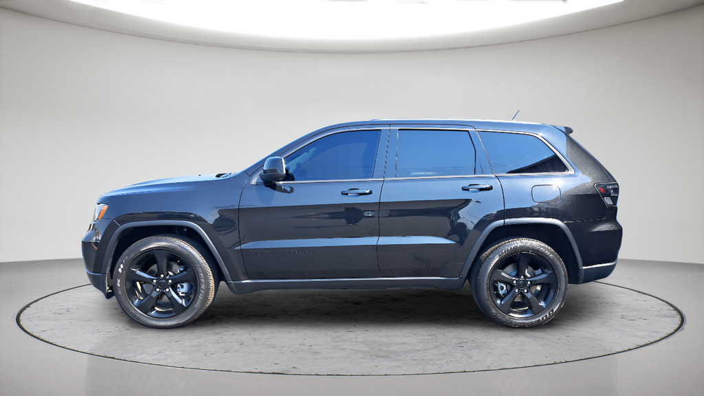Used 2013 Black Jeep Altitude image 6