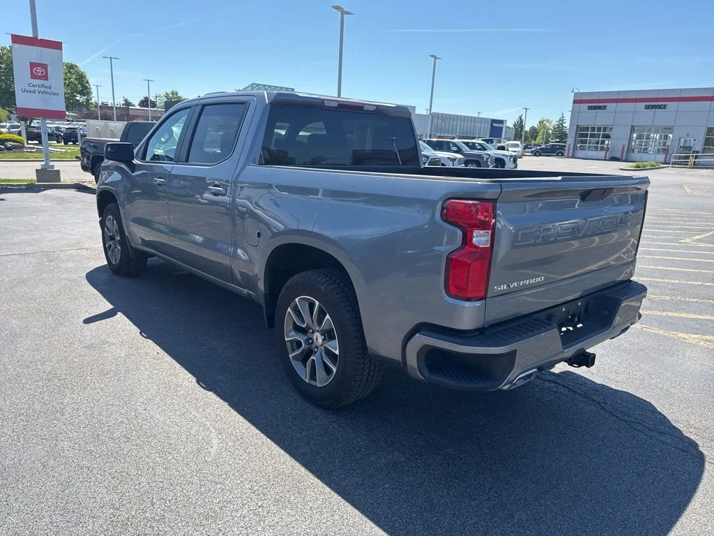 Used 2021 Gray Chevrolet RST image 6