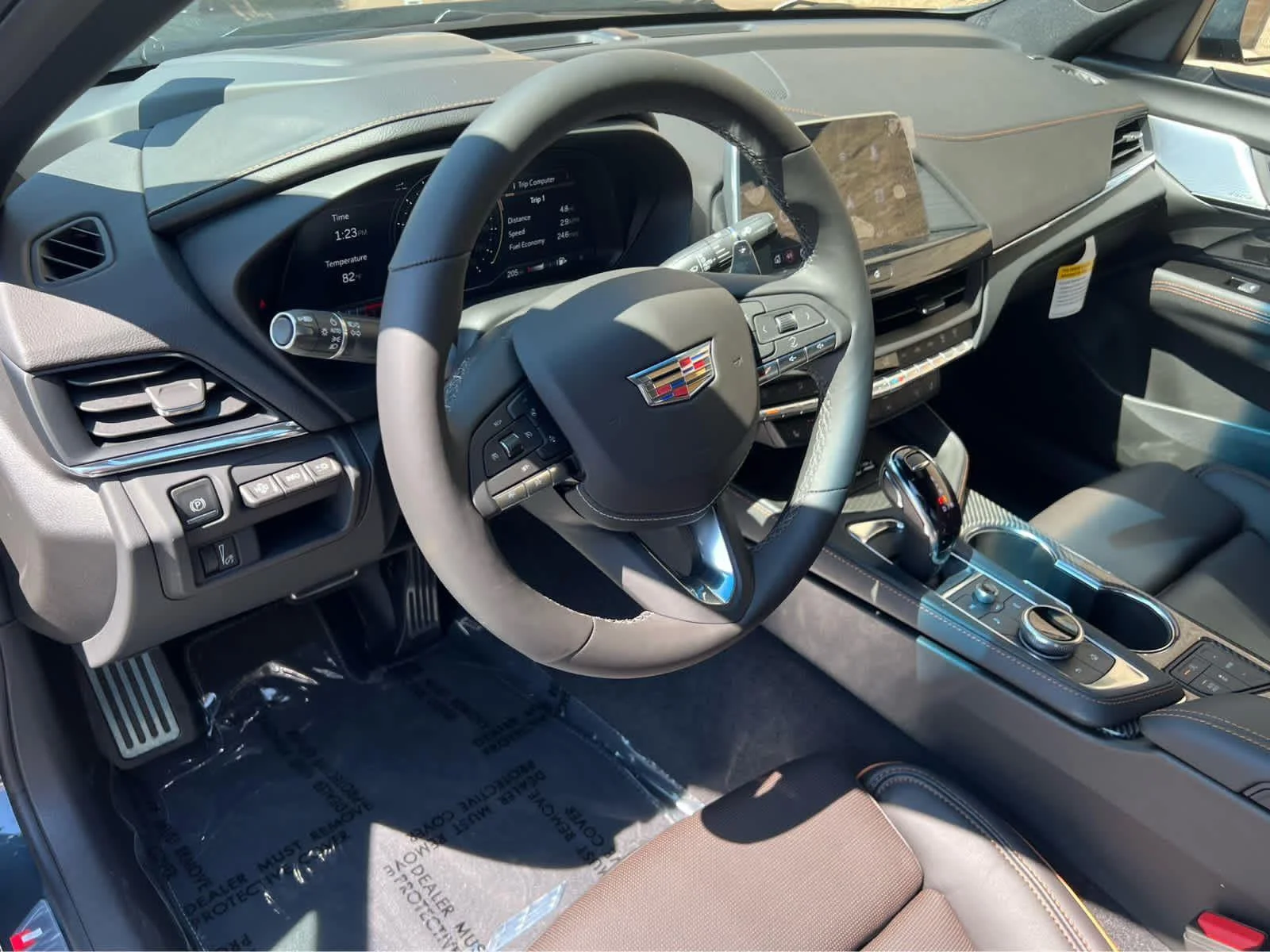 2026 Cadillac CT4 V-Series - Photo 10