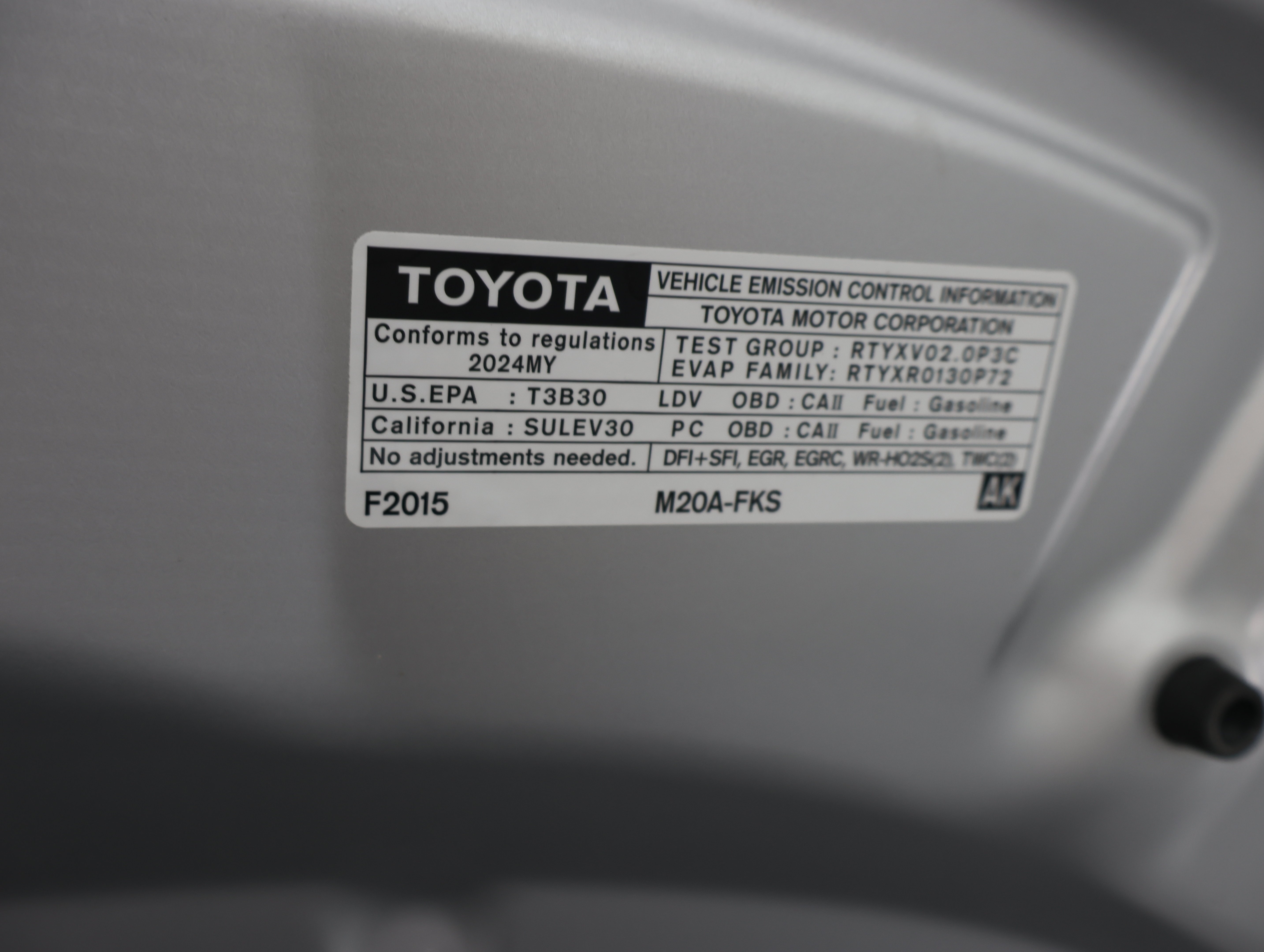 Used 2024 Classic Silver Metallic Toyota LE: LE-FOUR DOOR-FWD-ADAPTIVE CRUISE-BACKUP CAM-NEW TIRES image 16