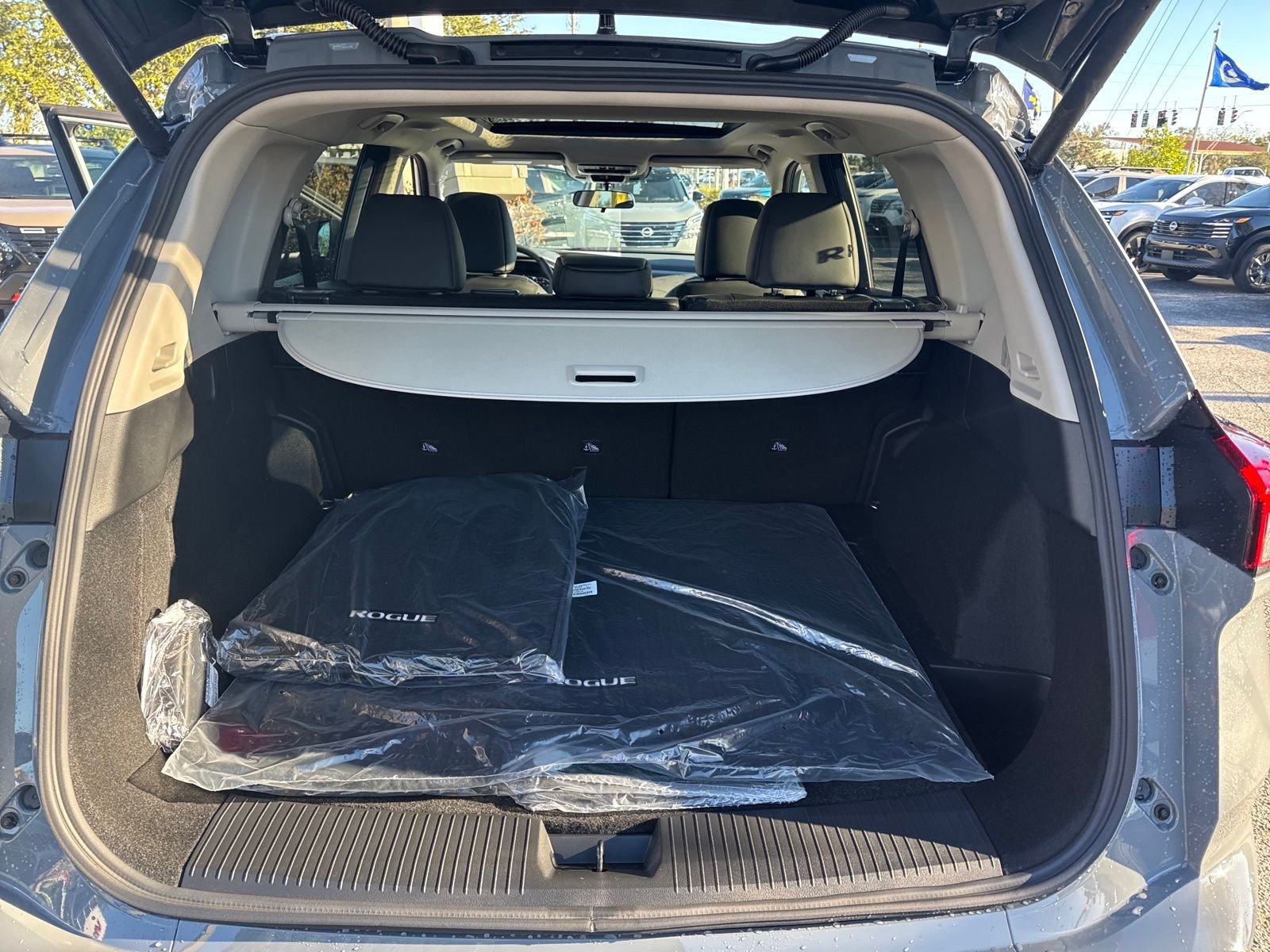 New 2026 Nissan Rogue Dark Armor 4D Sport Utility