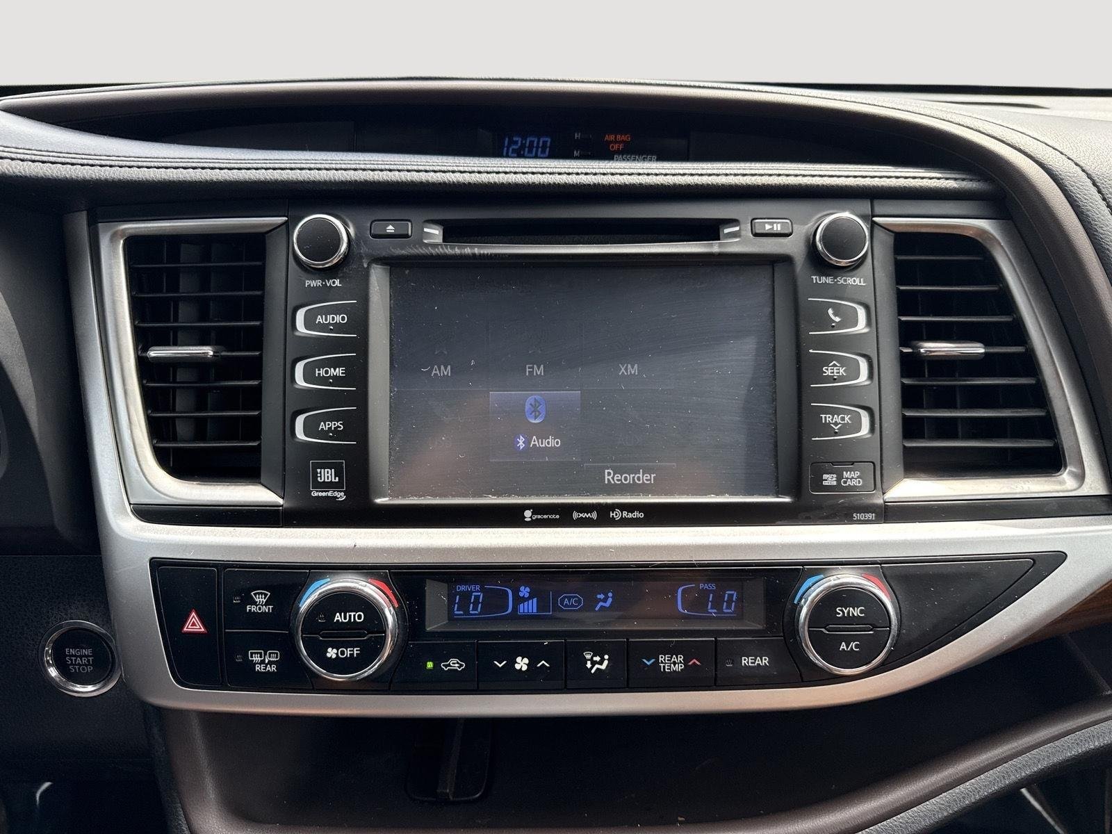 Used 2019 Blizzard Pearl Toyota Limited Platinum image 21
