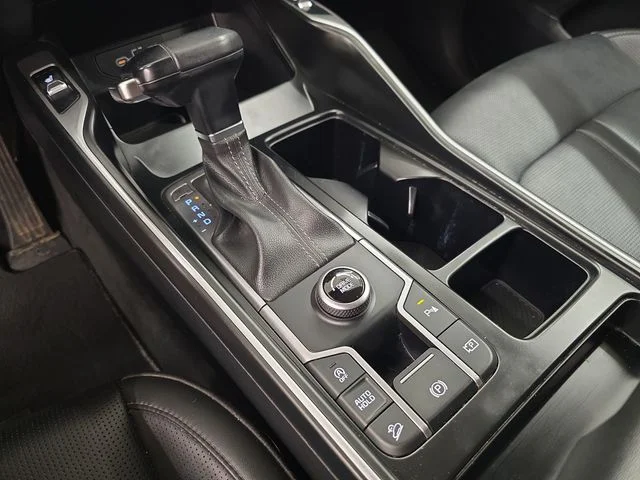 Used 2024 Glacial White Pearl Kia S image 24