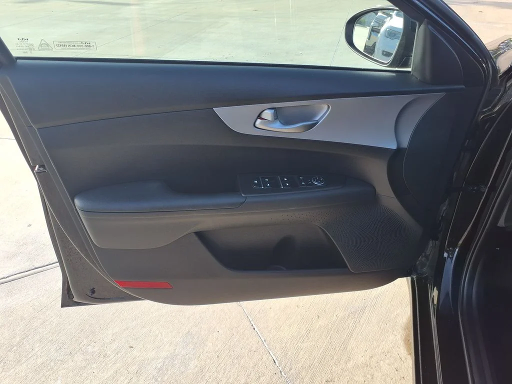 Used 2024 Black Kia LXS image 24