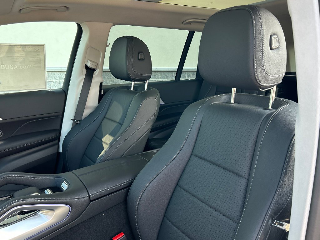 New 2026 MANUFAKTUR Alpine Grey Mercedes-Benz GLS 450 image 54