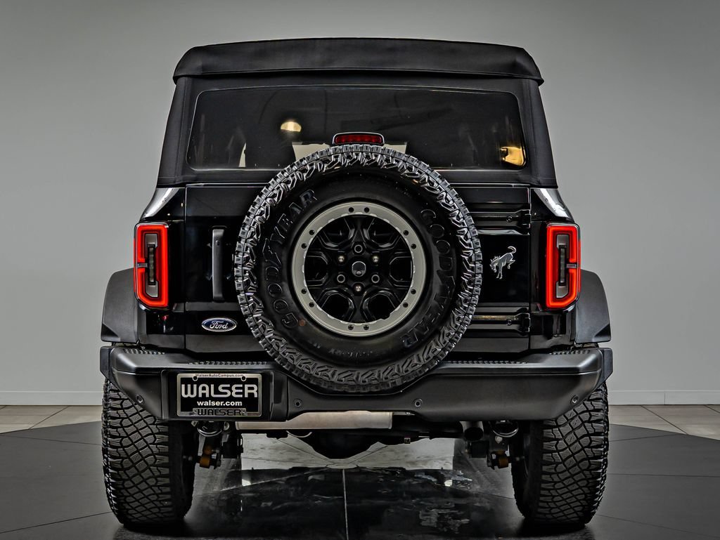 Used 2022 Shadow Black Ford Badlands image 6