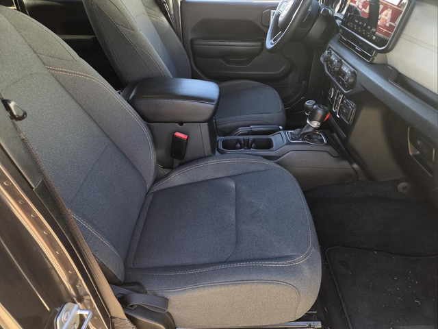 Used 2024 Gray Jeep Sport S image 27