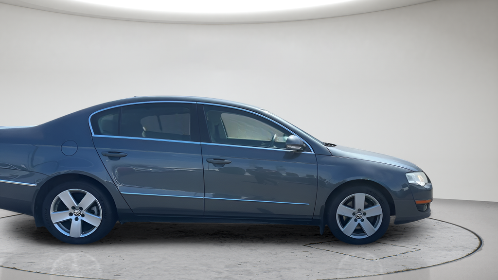 Used 2009  Volkswagen Komfort image 5
