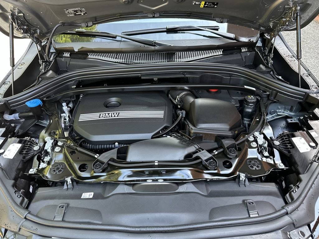 Used 2026 Gray BMW xDrive28i image 29