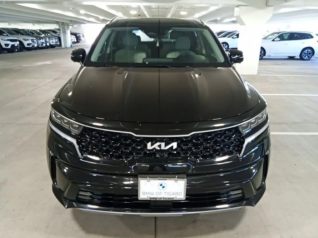 Used 2023 Aurora Black Kia SX Prestige image 2