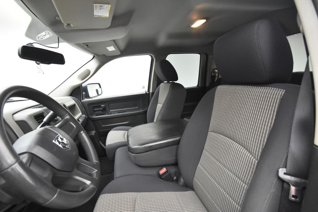 Used 2011 Brilliant Black Crystal Pearlcoat RAM ST image 9