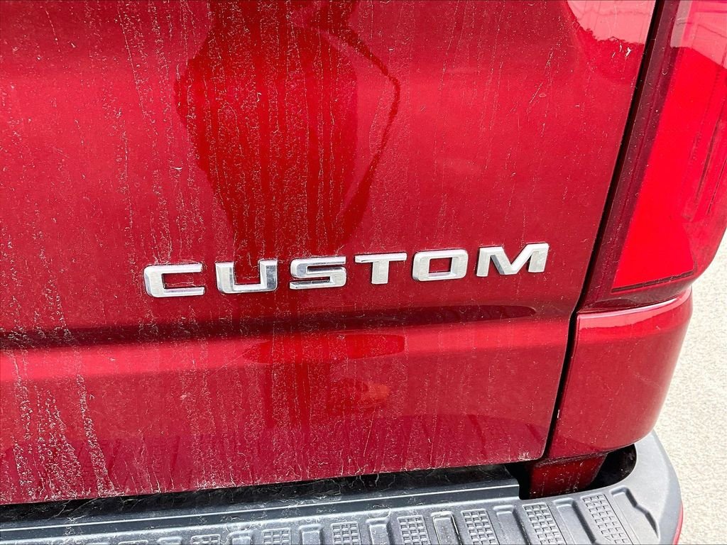 Used 2021 Cherry Red Tintcoat Chevrolet Custom image 28