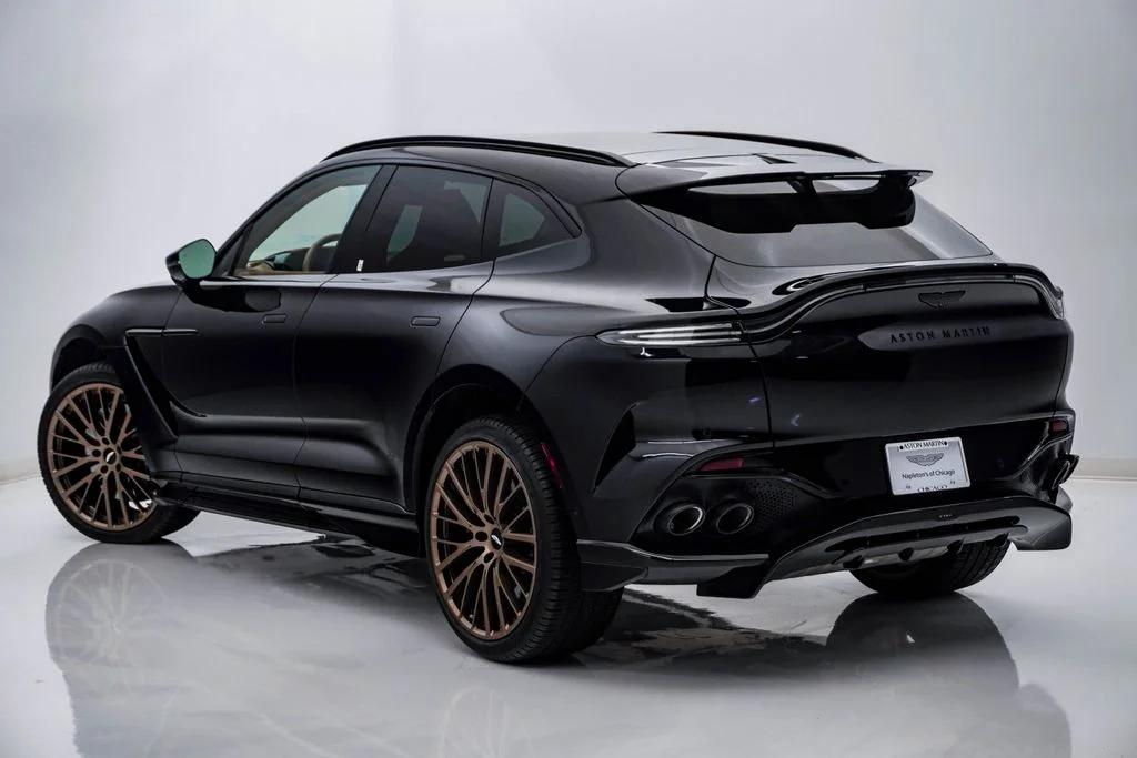 Used 2025 Q Oberon Black Aston Martin 707 image 10