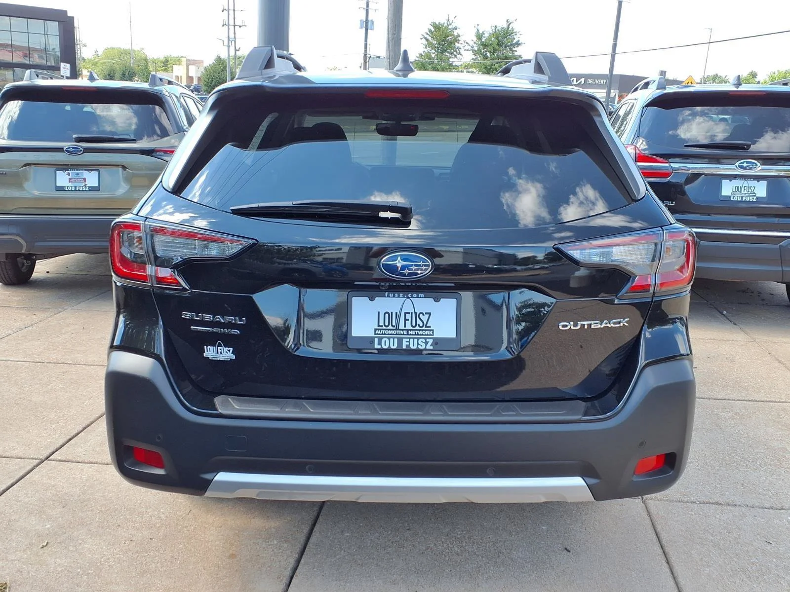 Used 2025 Crystal Black Silica Subaru Limited image 24
