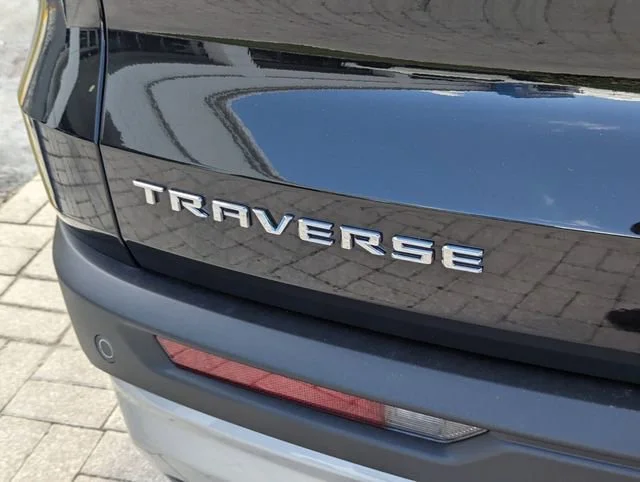 New 2026 Mosaic Black Metallic Chevrolet LT image 14