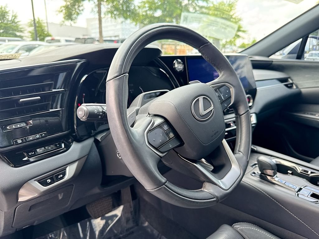 Certified Used 2023 White Pearl Lexus 350 Luxury image 21