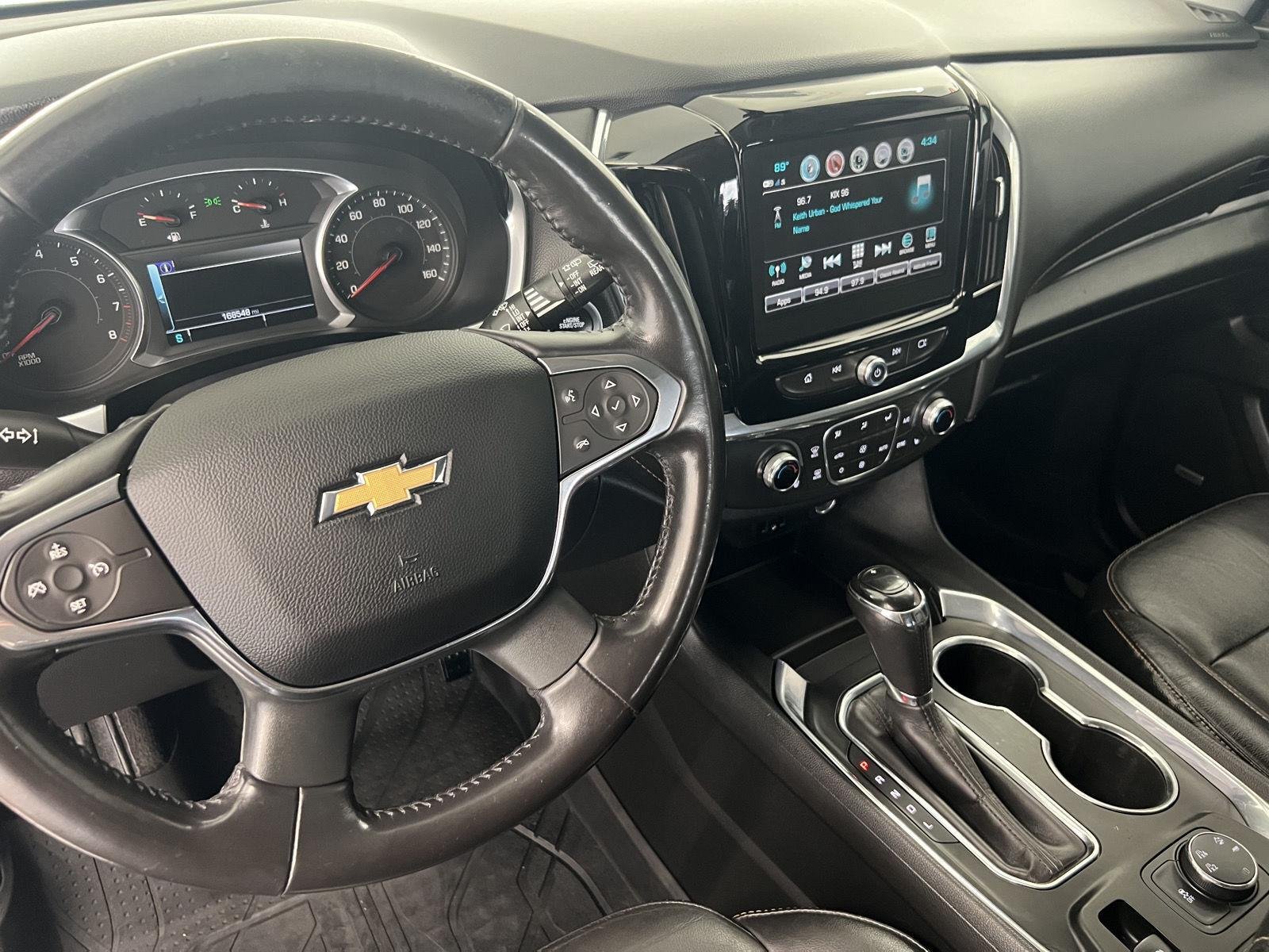 Used 2019 Summit White Chevrolet RS image 19