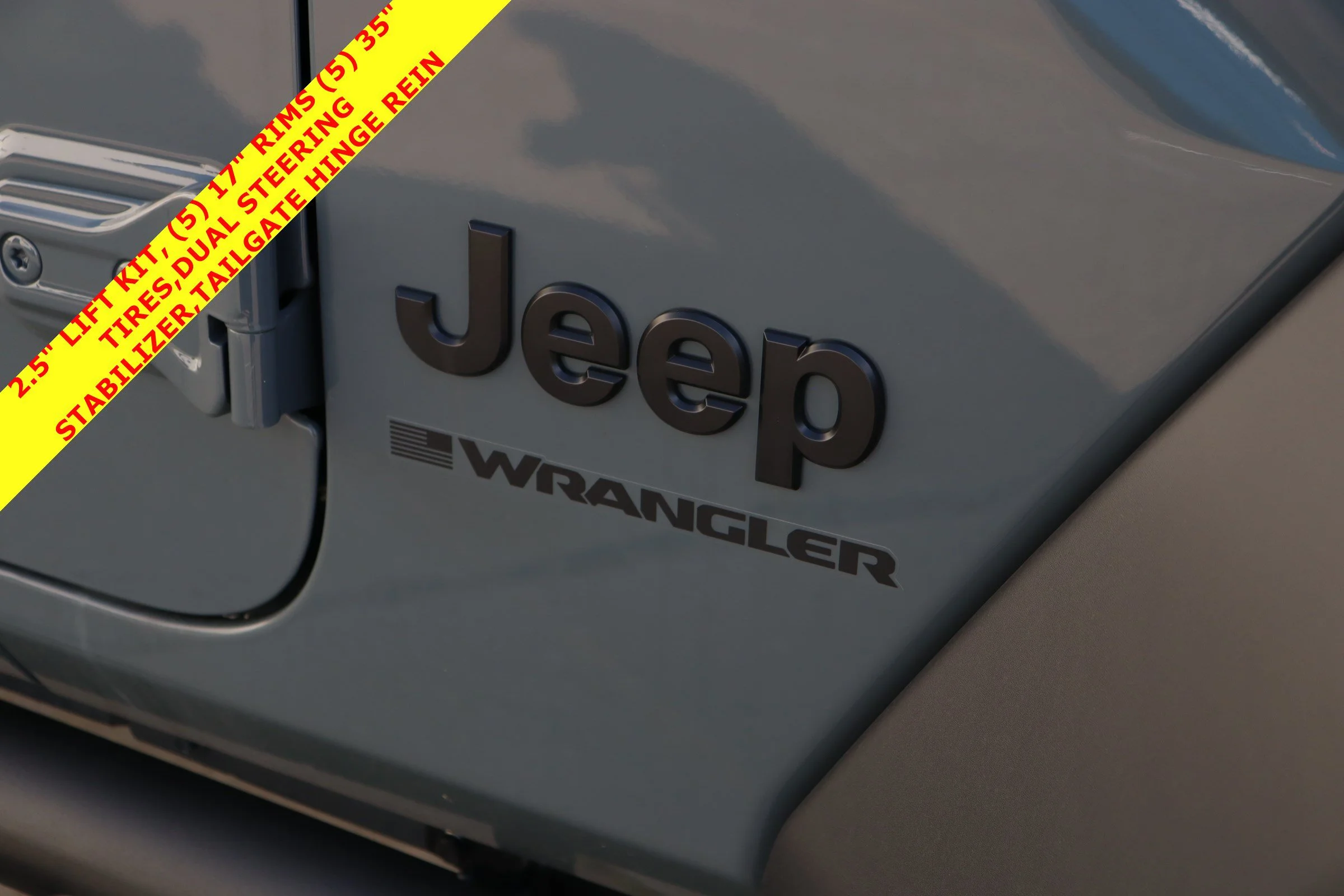 New 2026 Anvil Clearcoat Jeep Sport S image 9