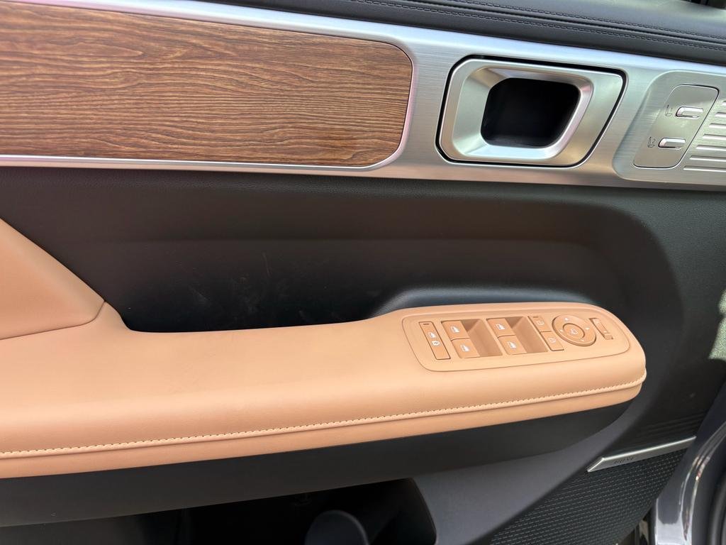 New 2026 Ecotronic Gray Hyundai Calligraphy FWD image 17