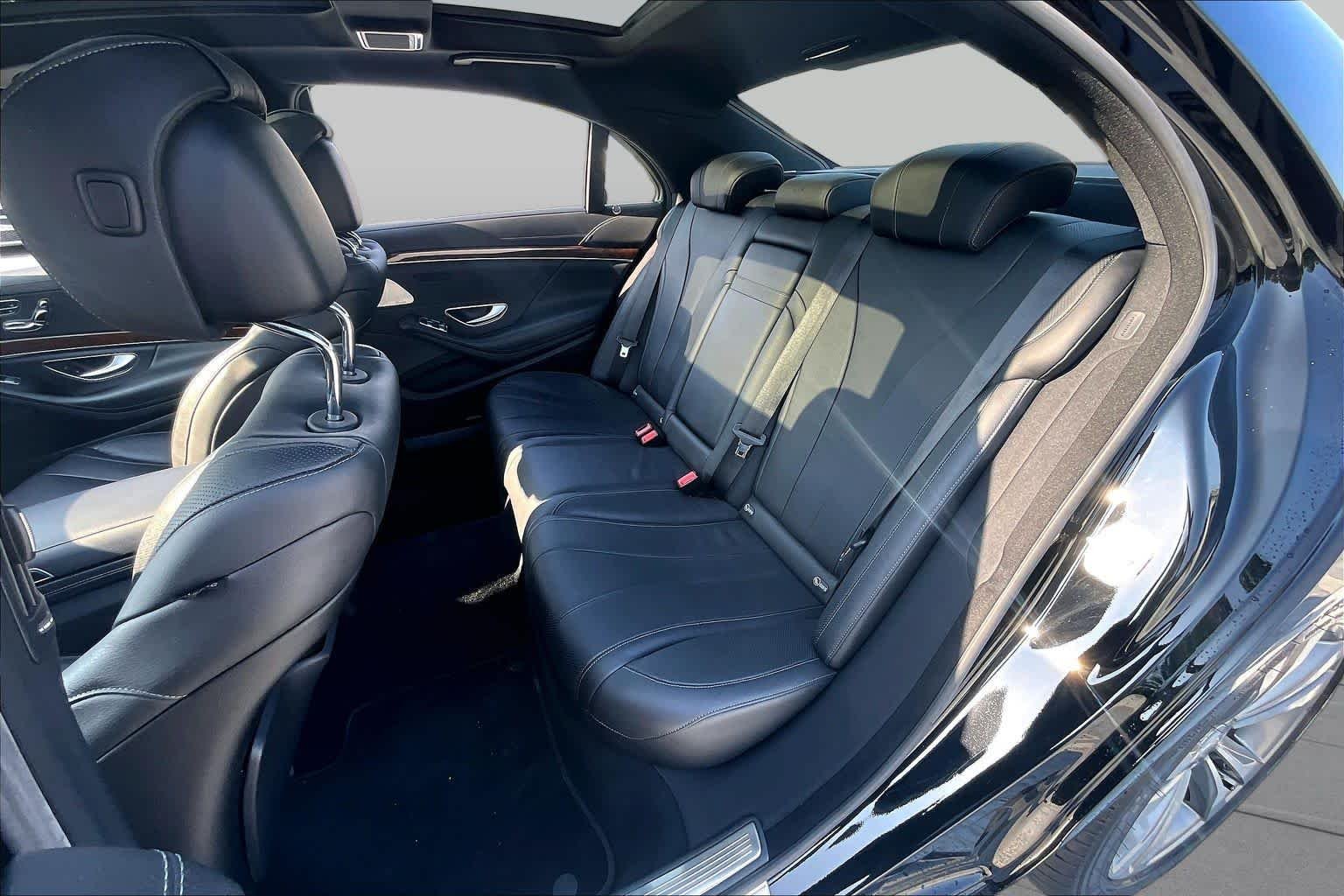Used 2014 designo Mocha Black Mercedes-Benz S 550 image 20