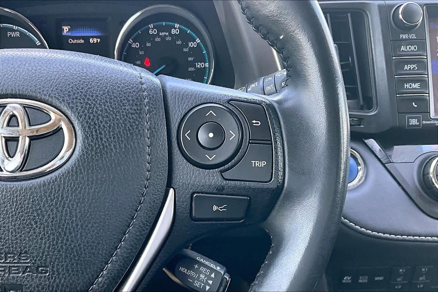 Used 2018 Blizzard Pearl Toyota Hybrid Limited image 24