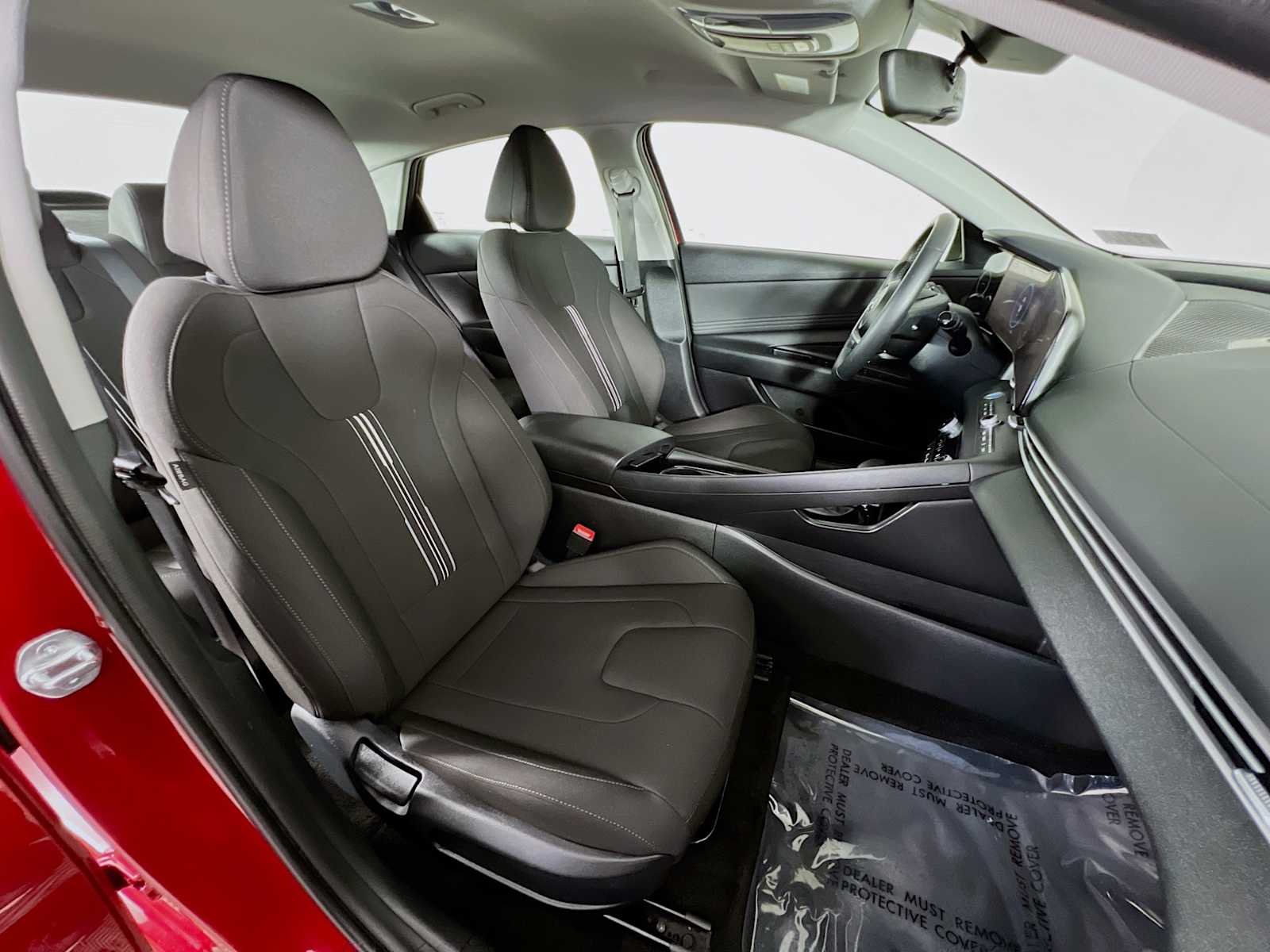 Used 2023 Ultimate Red Hyundai SEL image 28