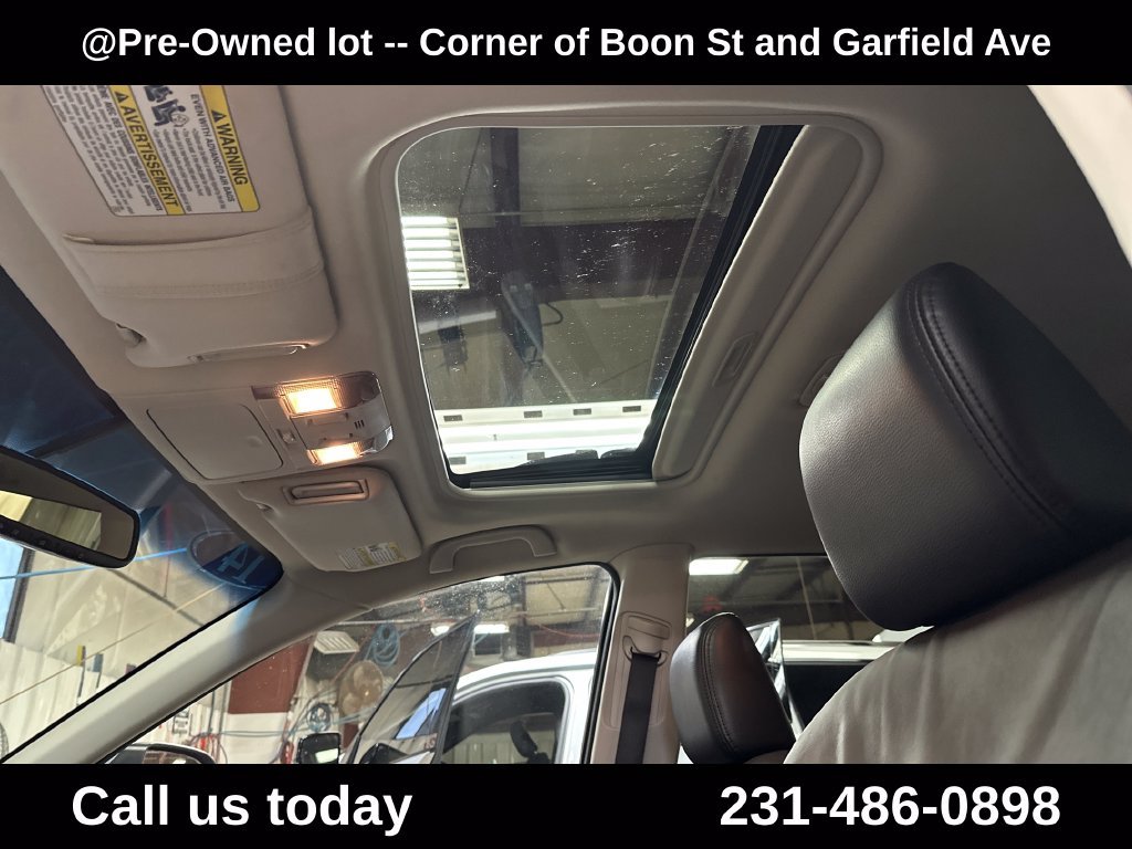 Used 2014 Silver Subaru 2.5i image 13