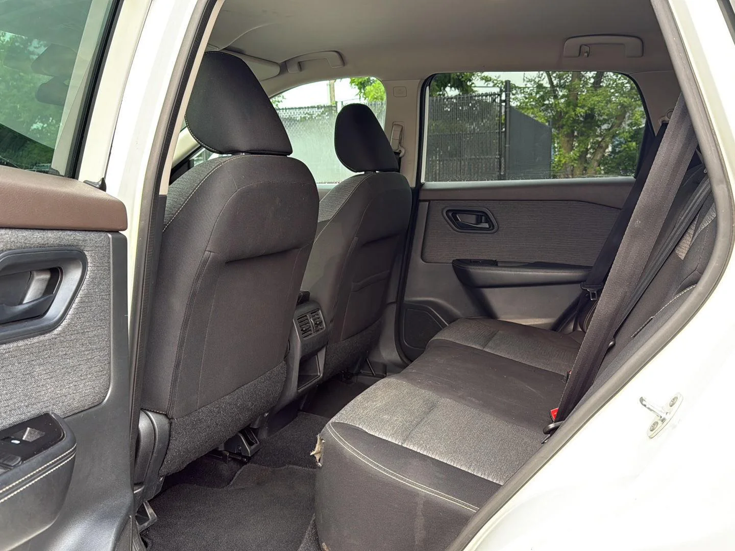 Used 2022 WHITE NISSAN SUV image 10