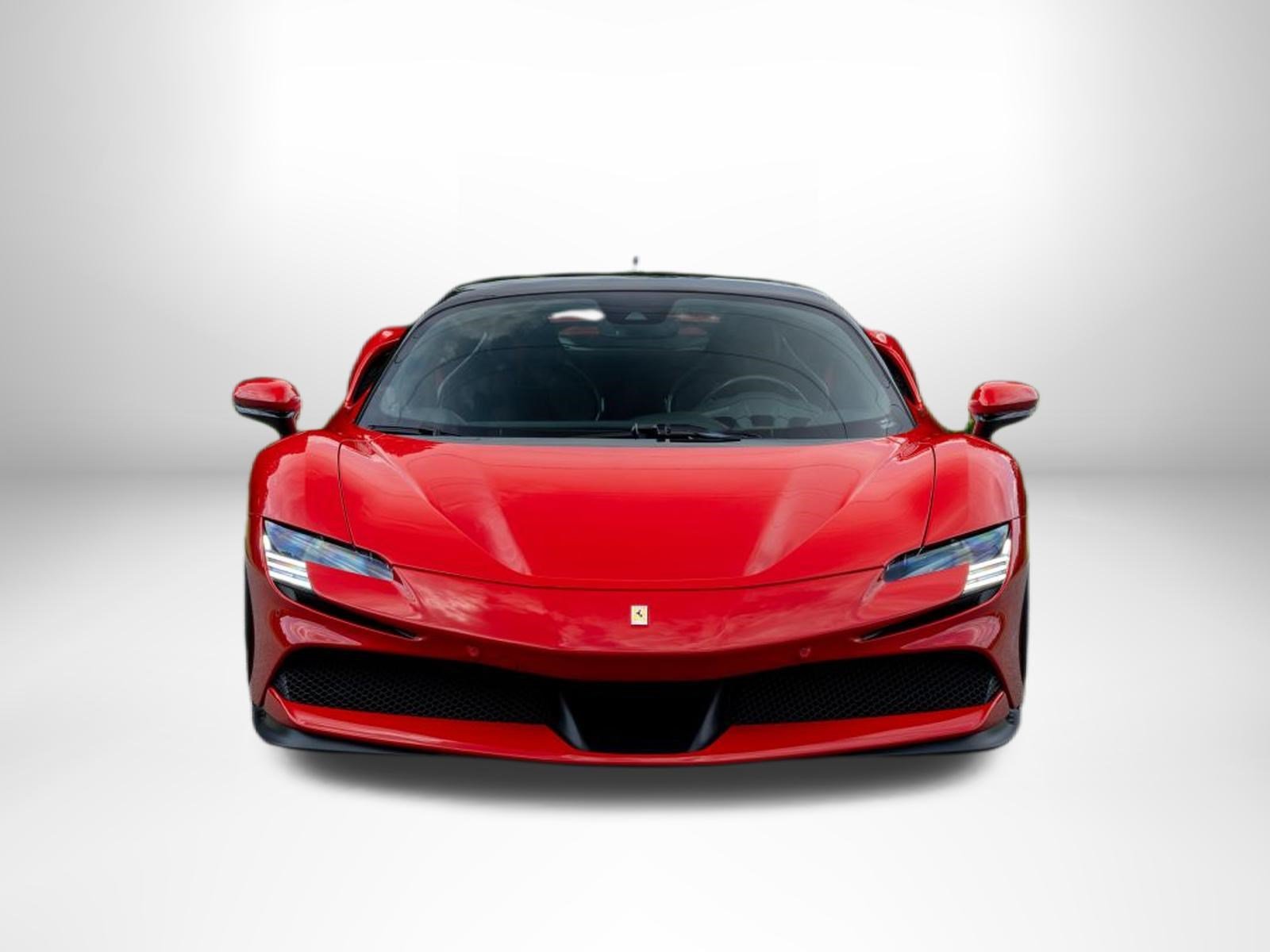 Used 2022  Ferrari  image 5
