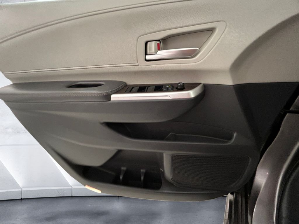 Used 2021 Gray Toyota XLE image 12