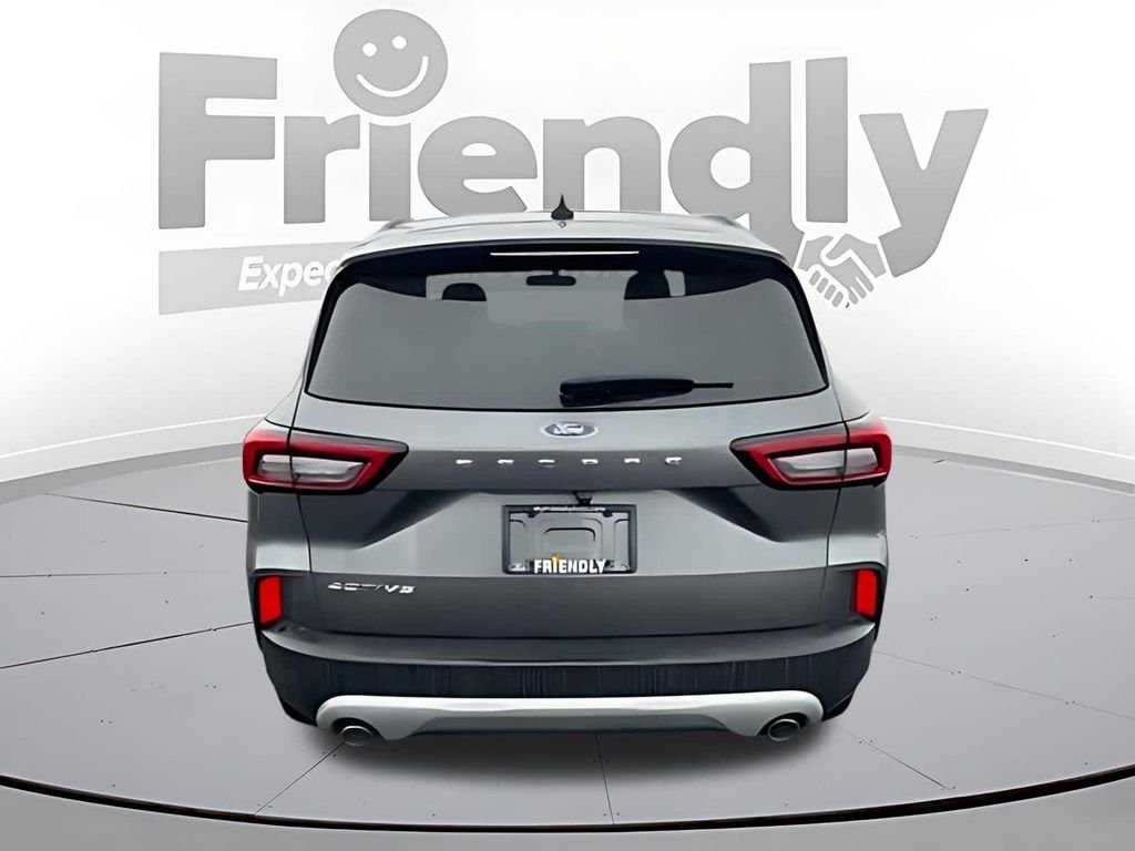Used 2025 Gray Ford Active image 6