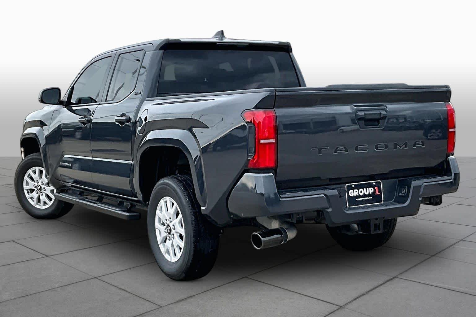 Used 2025 Underground Toyota SR5 image 11