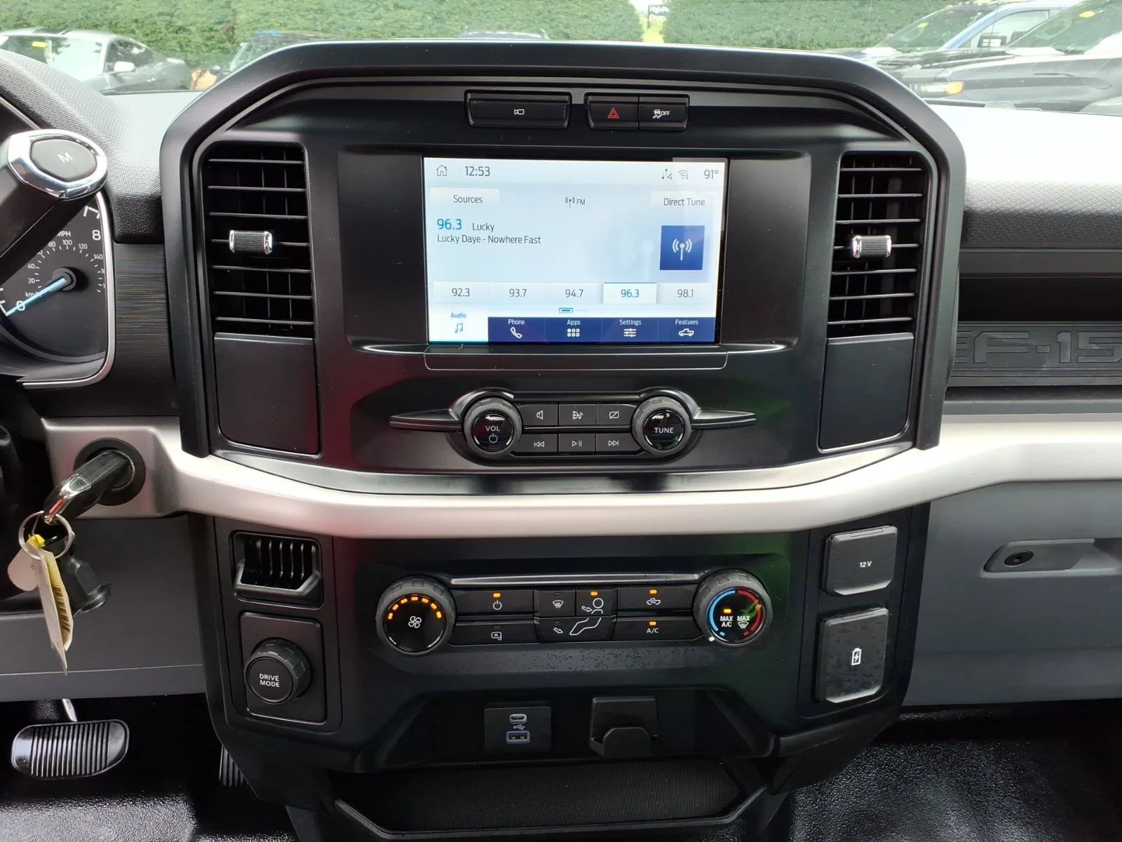 Used 2023 Oxford White Ford XL image 11