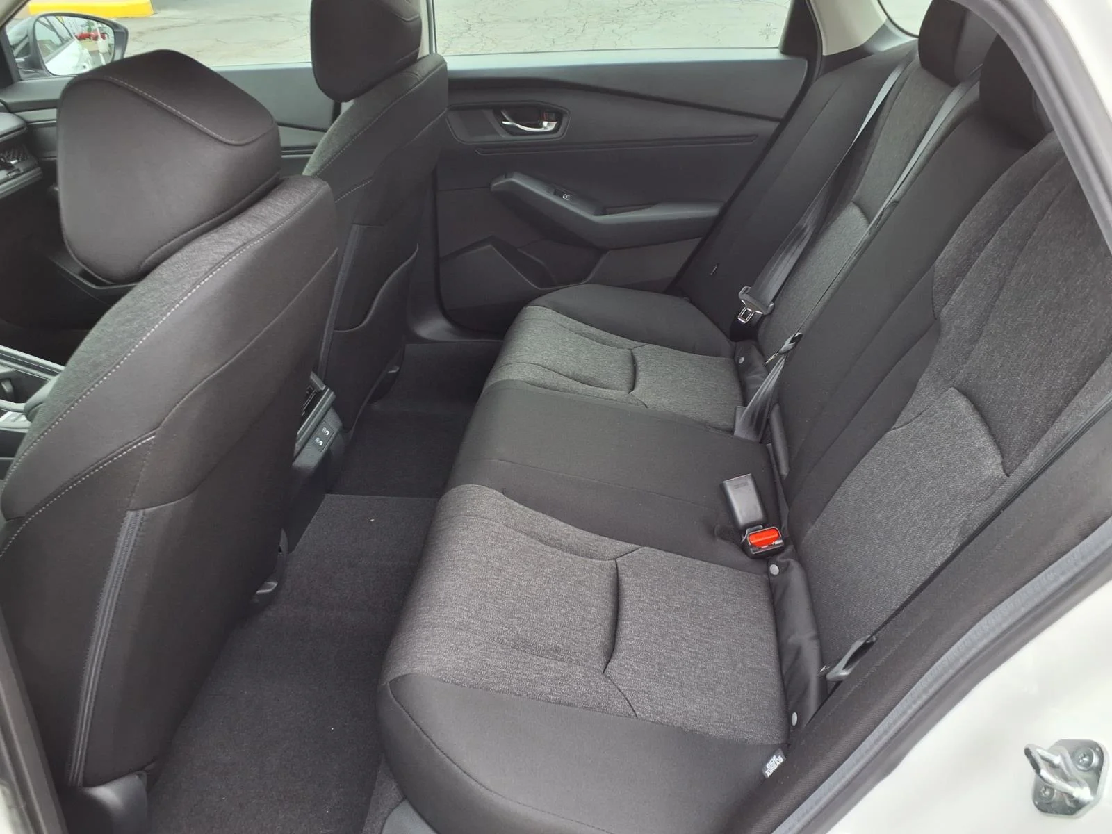 New 2026 Platinum White Pearl Honda SE image 6
