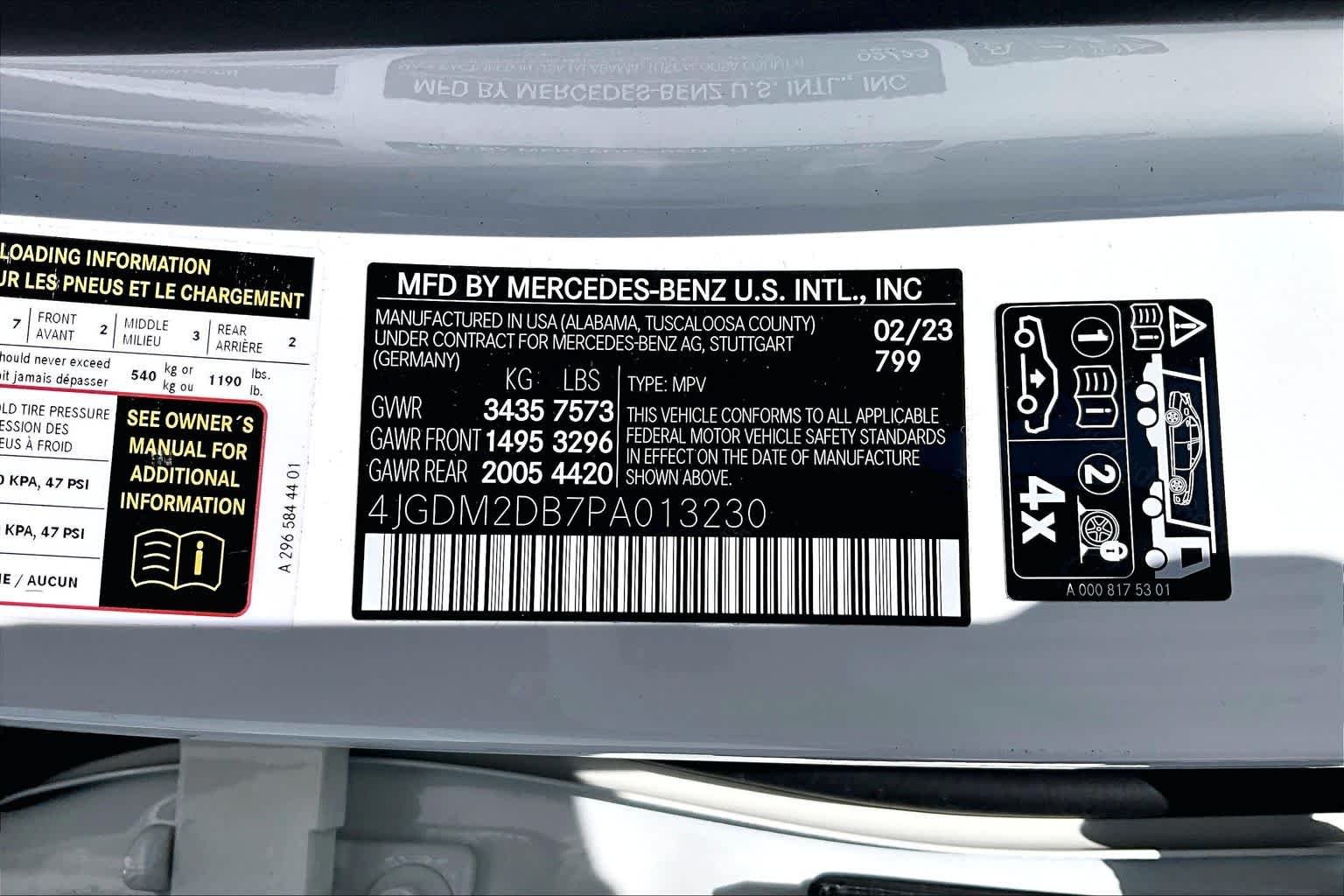 Used 2023 MANUFAKTUR Diamond White Mercedes-Benz EQS 450+ image 30