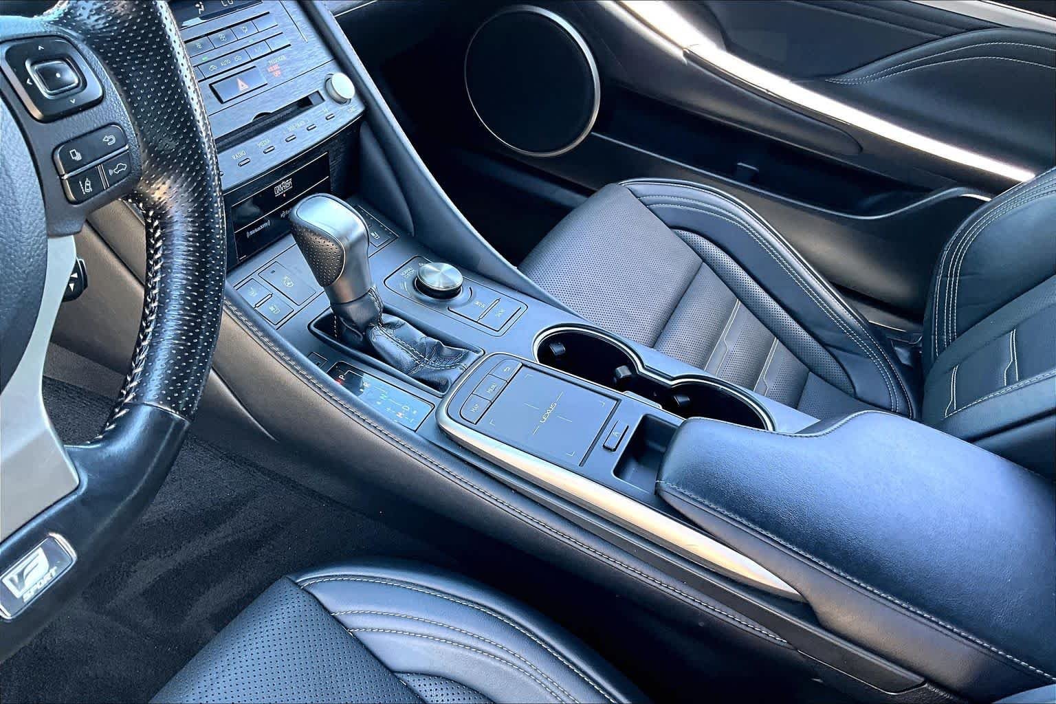 Used 2019 Ultra White Lexus F SPORT image 14