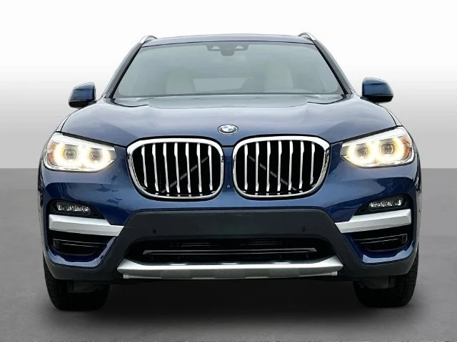 Used 2021 Blue BMW sDrive30i image 2